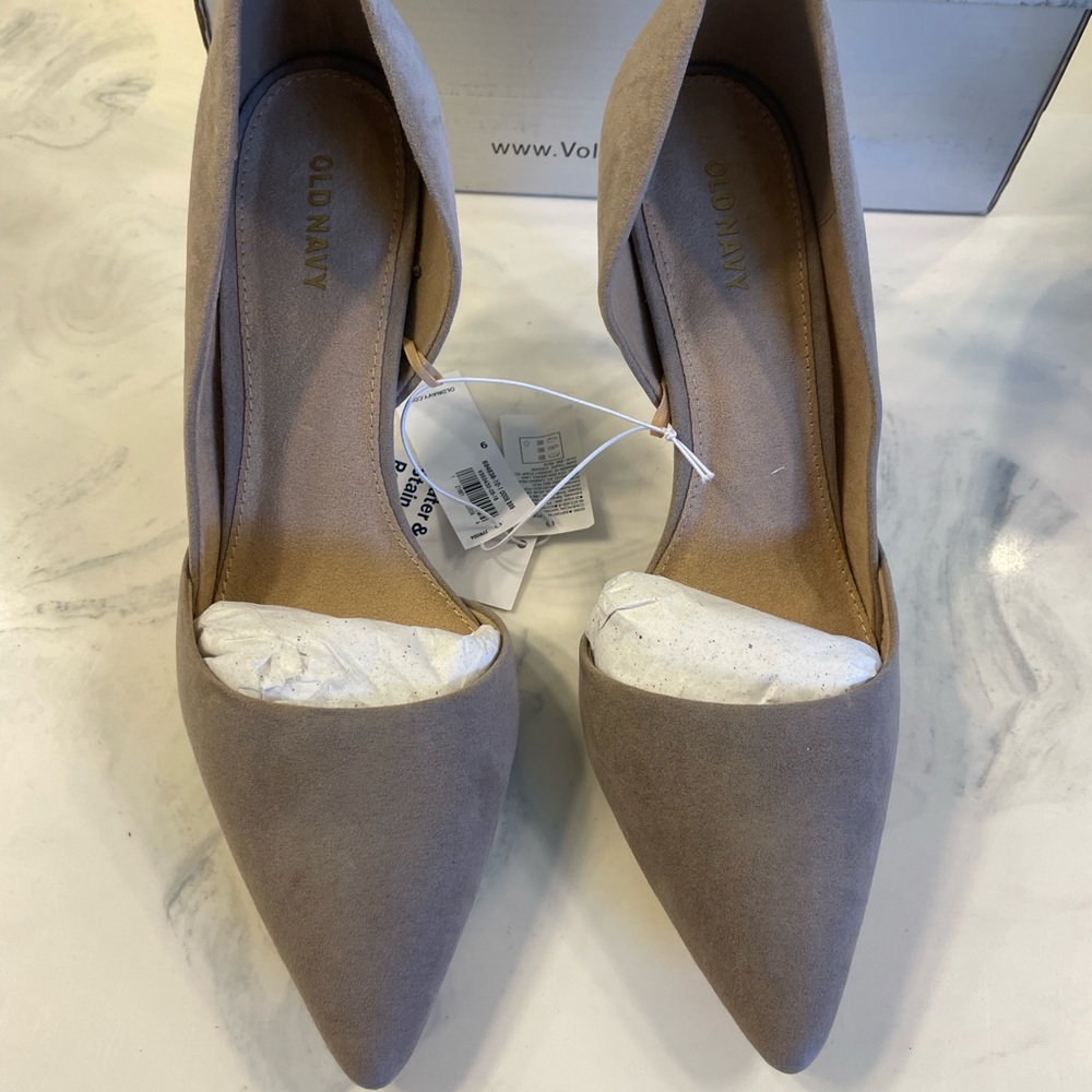 Brand New With Tags Old Navy D’Orsay heels!! Discontinued!!!